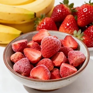 Bulk Blended Crispy Sweet Fruit Snack Freeze-Dried Strawberry Pieces Yogurt Oatmeal Fruits Vacuum Pack Healthy Snacks