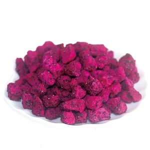 Bulk Freeze Dried Red Dragon Fruit Cubes Pitaya for Smoothie Yogurt Bakery for Decoration