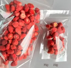 China Factory Flyloongtech Brand Organic FD Freeze Dried Crispy Strawberries Snacks Bulk Vacuum Pack Packaging GMO