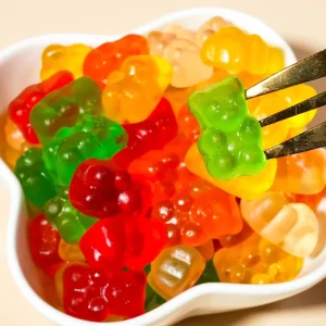 Custom Strawberry Fruity Gummy Candy Soft Chewy Halal Candy OEM ODM Worldwide Supply