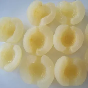 Factory Sweet Tasty Fresh Fruit Halves Pear Canned with Syrup Preservation Ready to Eat