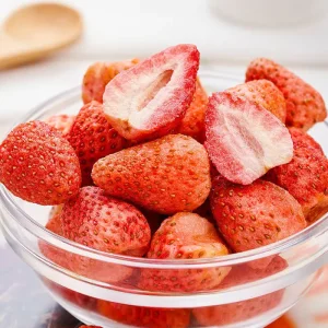 Freeze Dried Sweet Strawberries Vacuum Pack Dried Fruit Chinese Snacks Preserved Dry Food