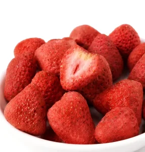 Freeze Dried Whole Strawberry Natural Fruit Crispy Snack Bulk Supplier OEM Private Label
