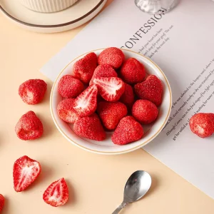 Healthy Sweet Whole Strawberry FD Dried Fruit No Pickling 1kg Bulk Packaging Ready to Eat Low Moisture 5%