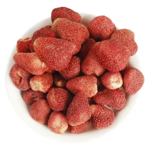 High Quality 100g bag Freeze-dried Strawberries Natural Food Strawberry Crisps Freeze Dried Fruit Chinese Snacks