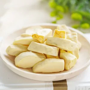 High Quality Factory Bulk Freeze-dried Mango Chocolate Covered Sweet Cubes Ready to Eat in Stock Vacuum Pack