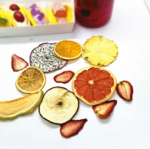 High Quality Freeze Dried (FD) Sweet Fruit Snacks Apple Dates Cubes Bulk Pack 100% Natural Ready to Eat Brine Preserved Foil Bag
