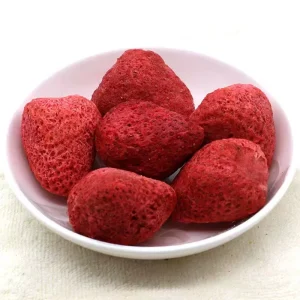 High Quality Freeze Dried Strawberries Sweet Taste for Smoothies Desserts Fruit Snacks Vegetables in Bag Packaging