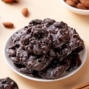 Natural Pure Cocoa Butter Crispy Almond Dried Fruit Filled Nut Chocolate Snack for Daily Office snacks