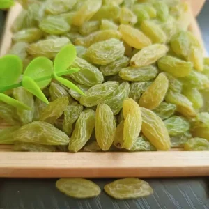 Sweet Bulk Dry Grapes High Quality Natural AD Water Processed Green Raisin Vacuum Pack Newest Crop Accept OEM