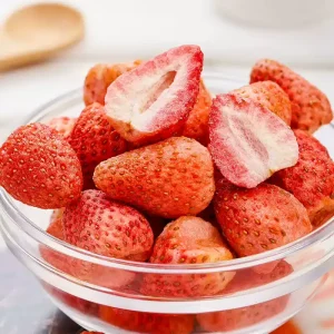 Water Preserved Sweet Strawberry Whole Dehydrated Fruit Bulk Leisure Snacks