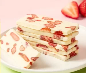 Zhongbao Tasty Sweet Dry Mango & Strawberry Slices Semi Soft Healthy Snacks 80g 180 Days Shelf Life